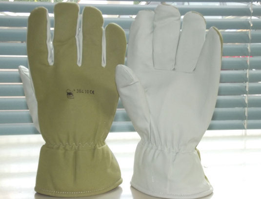 Guanti-termici-antifreddo-traspiranti-in-poliuretano-su-maglina-di-cotone Guanti-termici-antifreddo-traspiranti-in-poliuretano-su-maglina-di-cotone